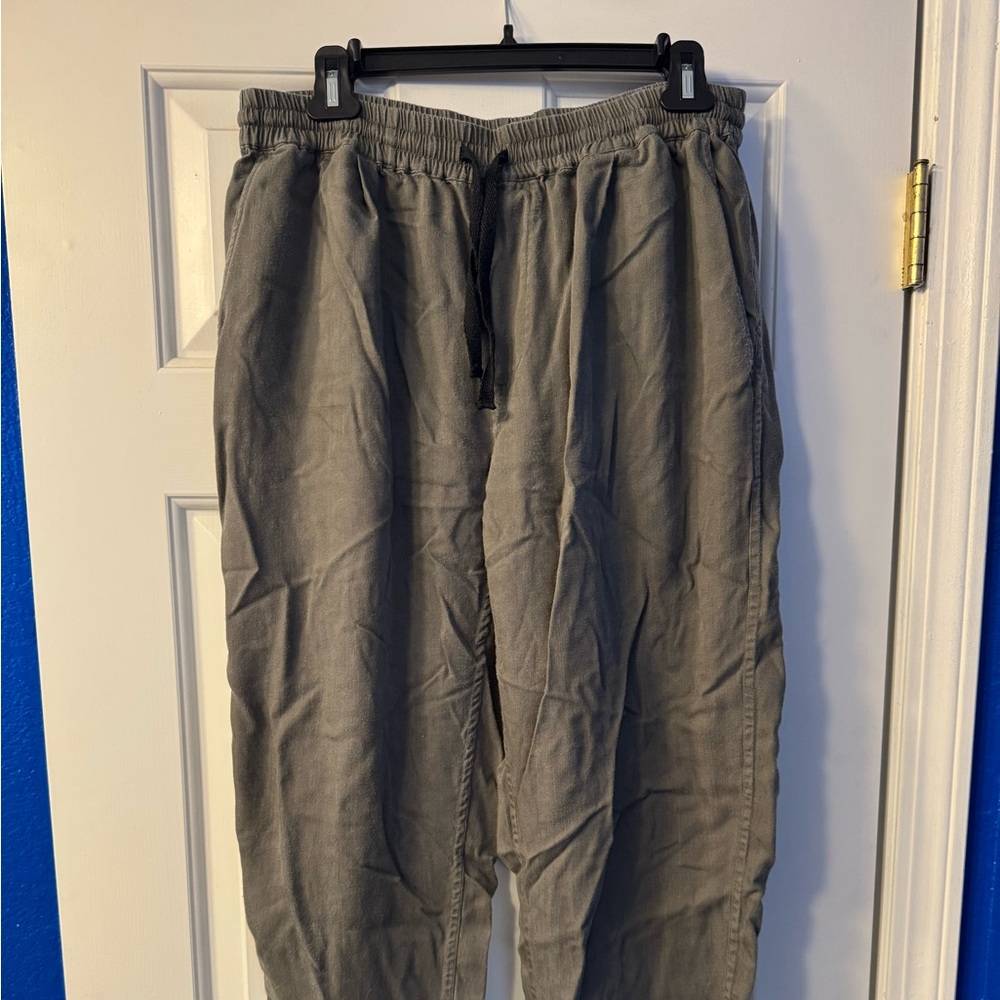3sixteen size Large Drawstring pants. In excellent used condition.
